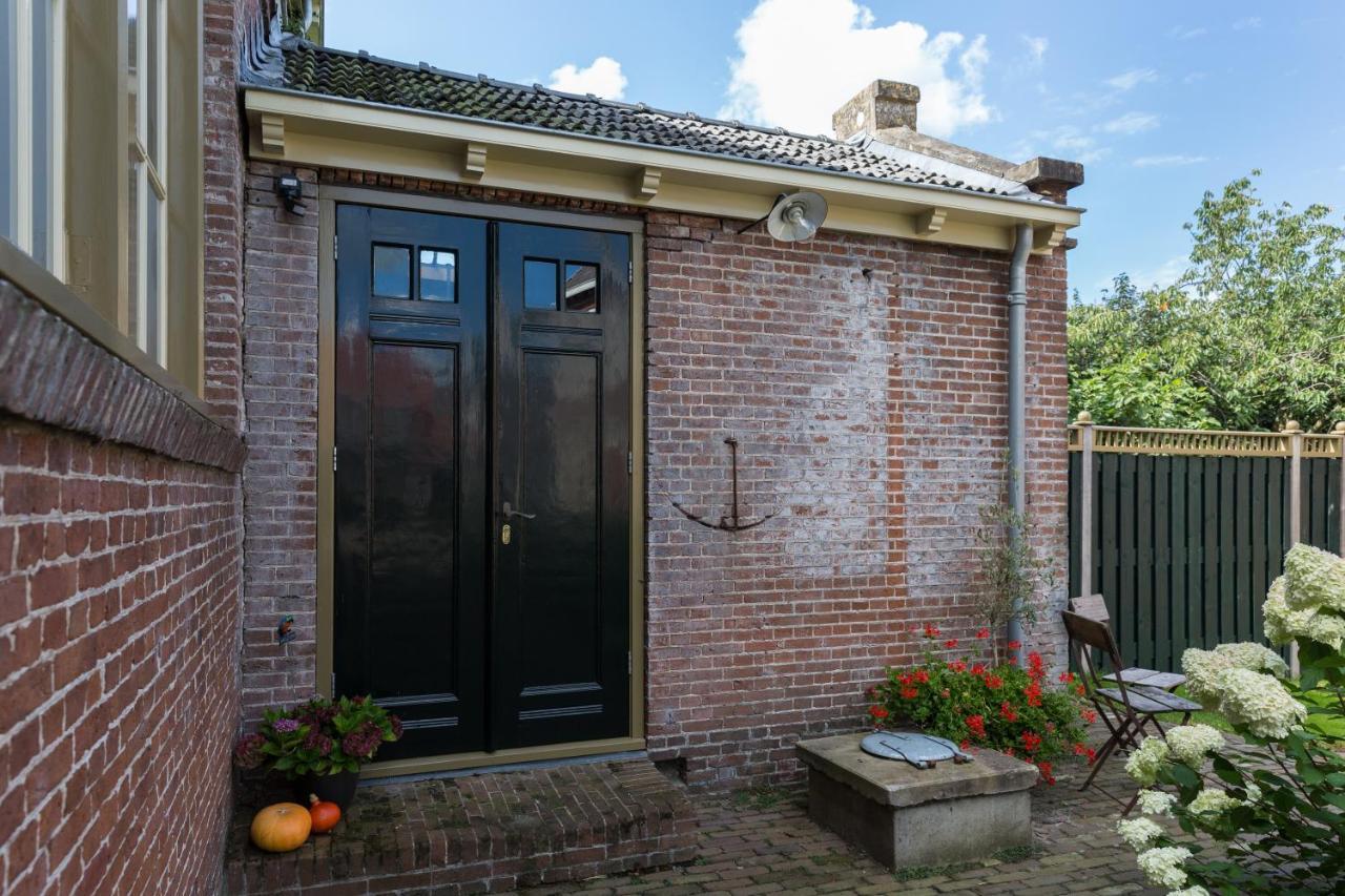 D' Ald Skoalle - Sfeervol Appartement In Oude School. Wijtgaard Extérieur photo